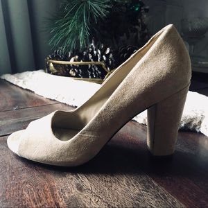 Franco Sarto peep toe sued heels